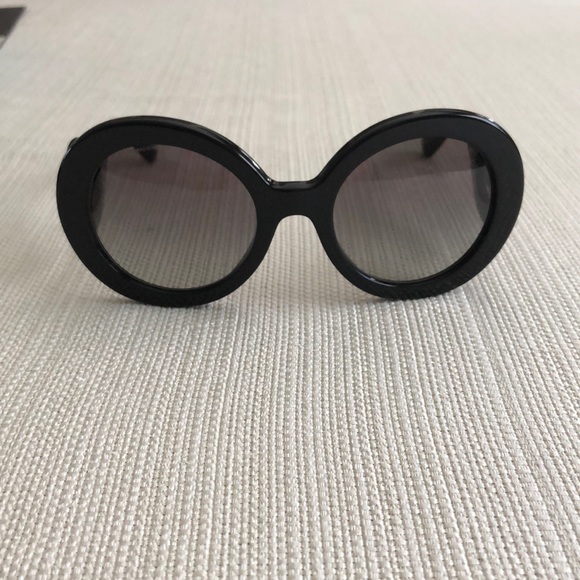 Prada Sunglasses - Picture 4 of 4